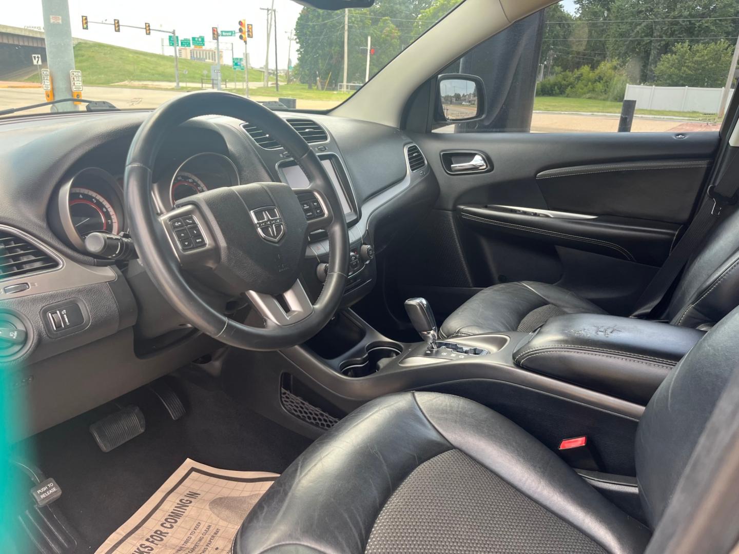 2015 BLACK /black DODGE JOURNEY CROSSROAD Crossroad FWD (3C4PDCGG6FT) with an 3.6L V6 DOHC 24V engine, 6-Speed Automatic transmission, located at 8101 E. Skelly Dr., Tulsa, OK, 74129, (918) 592-3593, 36.121891, -95.888802 - Photo#4