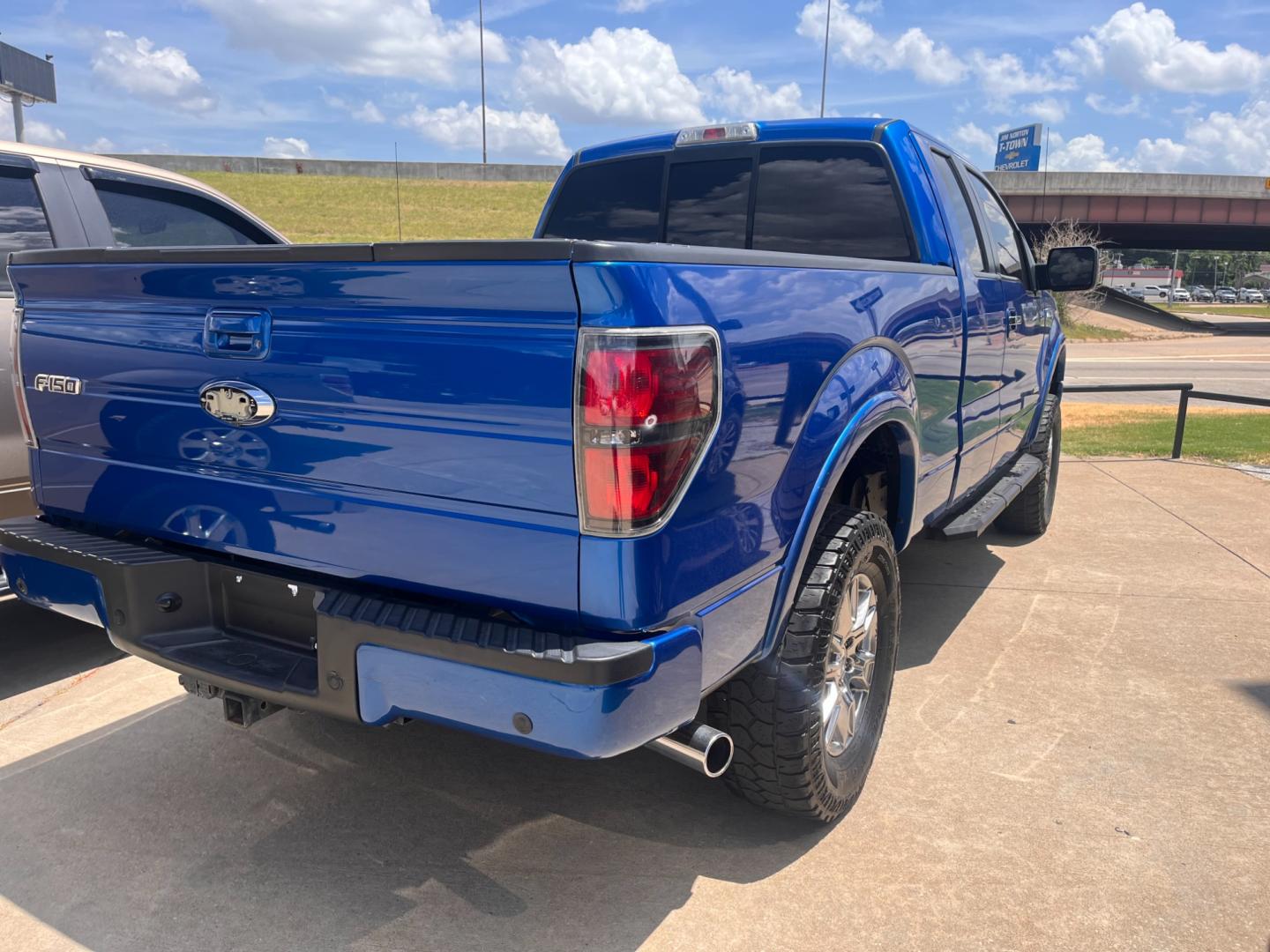 2013 BLUE FORD F-150 STX; XL; XLT; XL SuperCab 8-ft. Bed 2WD (1FTFX1CT6DF) with an 3.5L V6 TURBO engine, 6-Speed Automatic transmission, located at 8101 E. Skelly Dr., Tulsa, OK, 74129, (918) 592-3593, 36.121891, -95.888802 - Photo#1