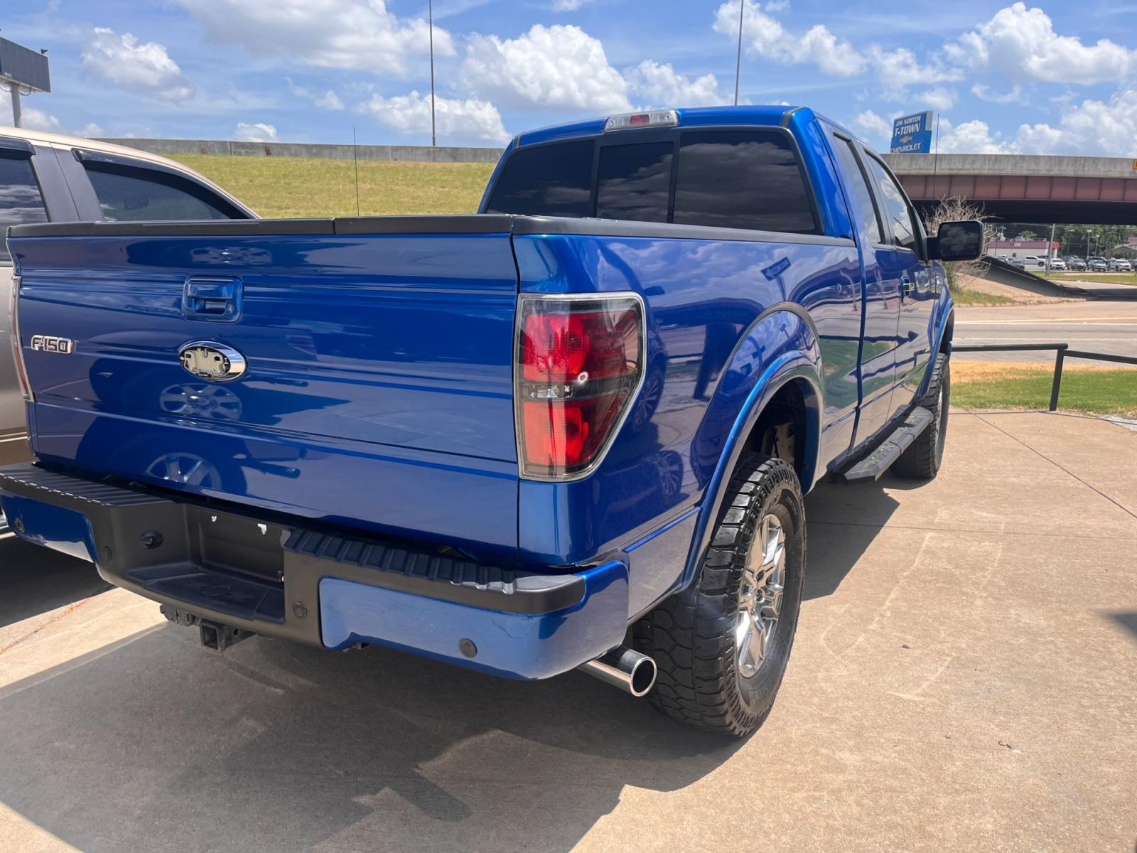 2013 BLUE FORD F-150 STX; XL; XLT; XL SuperCab 8-ft. Bed 2WD (1FTFX1CT6DF) with an 3.5L V6 TURBO engine, 6-Speed Automatic transmission, located at 8101 E. Skelly Dr., Tulsa, OK, 74129, (918) 592-3593, 36.121891, -95.888802 - Photo #1