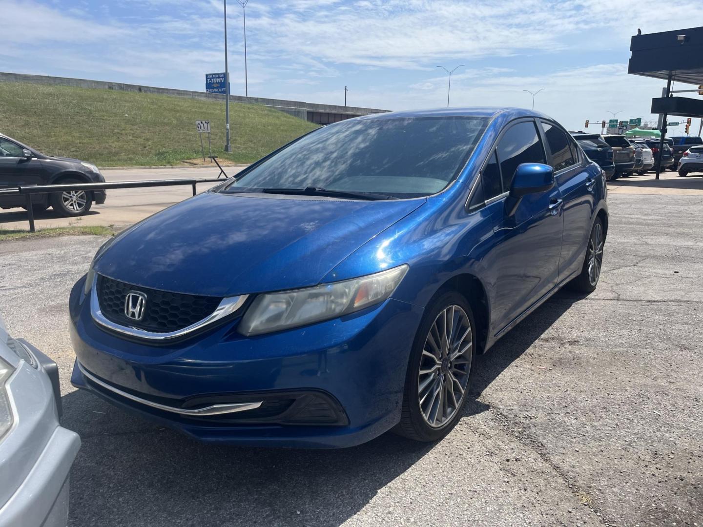 2013 BLUE HONDA CIVIC LX LX Sedan 5-Speed AT (2HGFB2F58DH) with an 1.8L L4 SOHC 16V engine, 5-Speed Automatic transmission, located at 8101 E. Skelly Dr., Tulsa, OK, 74129, (918) 592-3593, 36.121891, -95.888802 - Photo#0