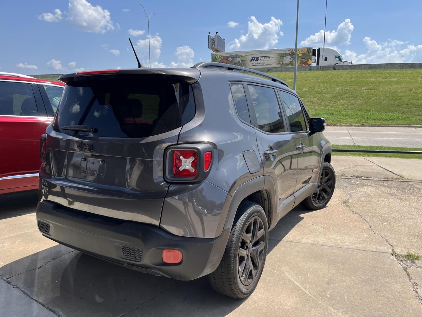 2017 GRAY JEEP RENEGADE LATITUDE Latitude 4WD (ZACCJBBB5HP) with an 2.4L L4 DOHC 16V engine, 6M transmission, located at 8101 E. Skelly Dr., Tulsa, OK, 74129, (918) 592-3593, 36.121891, -95.888802 - Photo#1