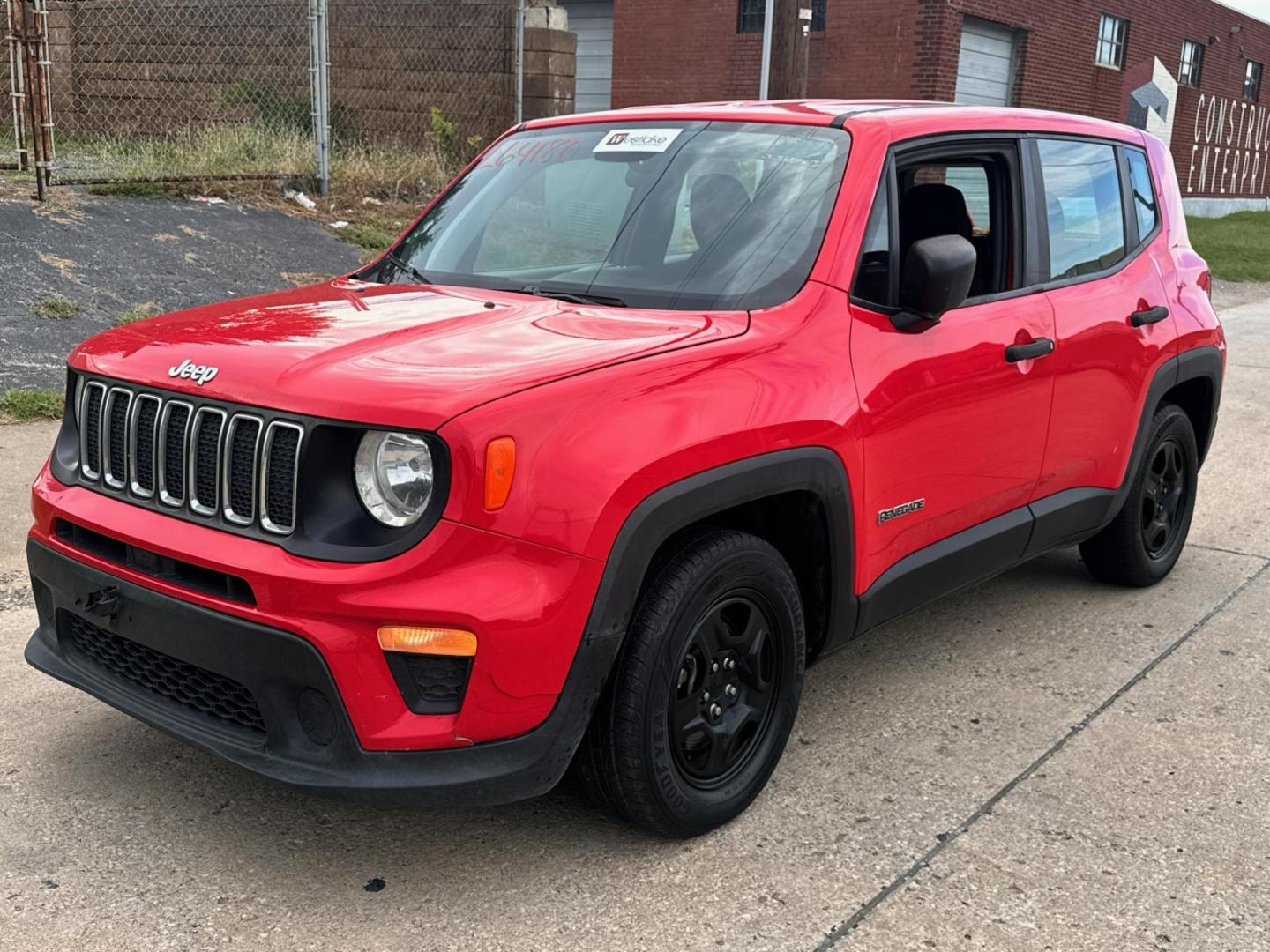 2020 RED JEEP RENEGADE SPORT Sport (ZACNJAAB9LP) with an 2.4L L4 DOHC 16V engine, 9A transmission, located at 8101 E. Skelly Dr., Tulsa, OK, 74129, (918) 592-3593, 36.121891, -95.888802 - Photo#0