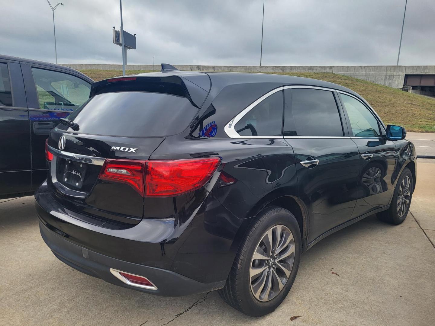 2015 BLACK ACURA MDX TECHNOLOGY PACKA 6-Spd AT w/Tech Package (5FRYD3H49FB) with an 3.5L V6 SOHC 24V engine, 6-Speed Automatic transmission, located at 8101 E. Skelly Dr., Tulsa, OK, 74129, (918) 592-3593, 36.121891, -95.888802 - Photo#3