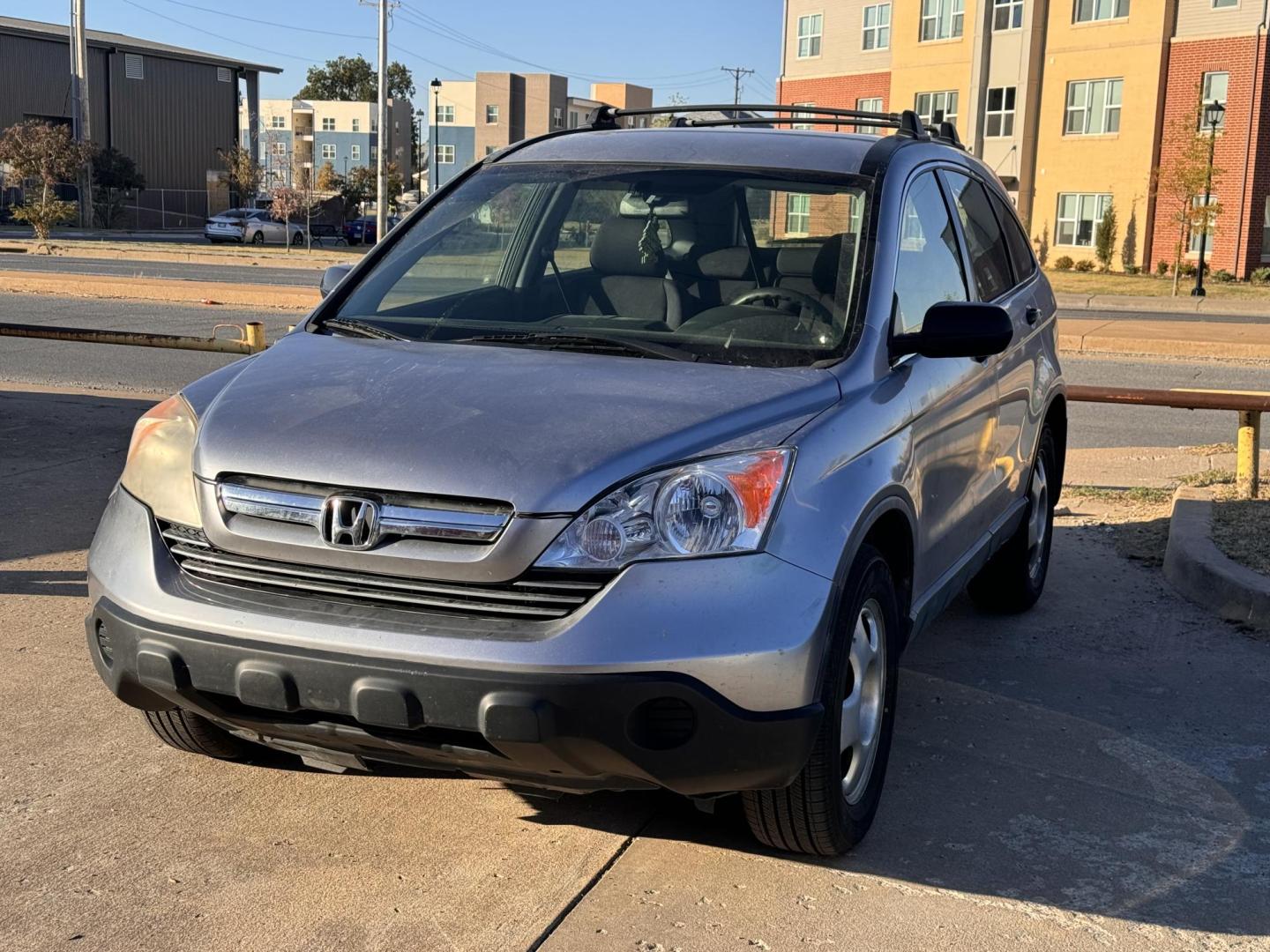 2008 SILVER HONDA CR-V LX LX 4WD AT (JHLRE48378C) with an 2.4L L4 DOHC 16V engine, 5-Speed Automatic Overdrive transmission, located at 8101 E. Skelly Dr., Tulsa, OK, 74129, (918) 592-3593, 36.121891, -95.888802 - Photo#0