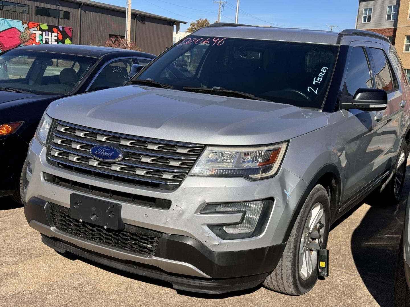 2017 SILVER FORD EXPLORER XLT XLT FWD (1FM5K7DH7HG) with an 2.3L L4 DOHC 16V engine, 6A transmission, located at 8101 E. Skelly Dr., Tulsa, OK, 74129, (918) 592-3593, 36.121891, -95.888802 - Photo#0